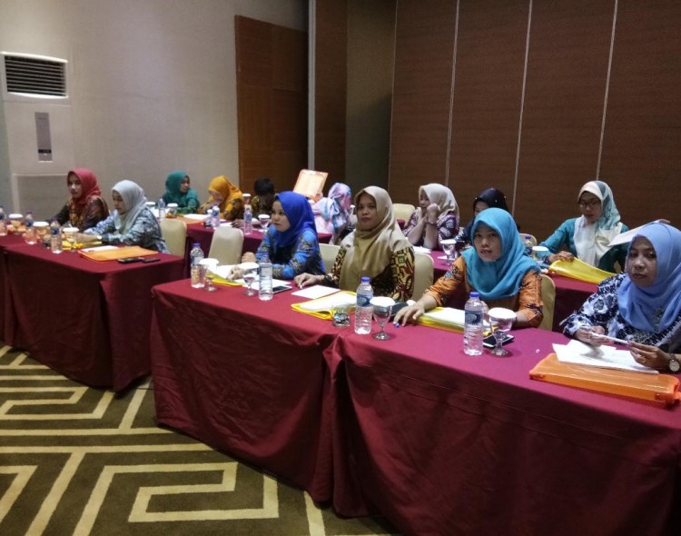 Bimbingan Teknis di Hotel Continent Centrepoint Makassar